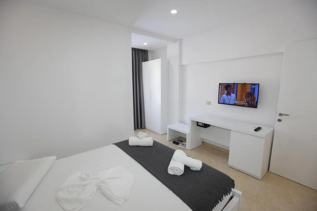 Nika Hotel Σαράντα