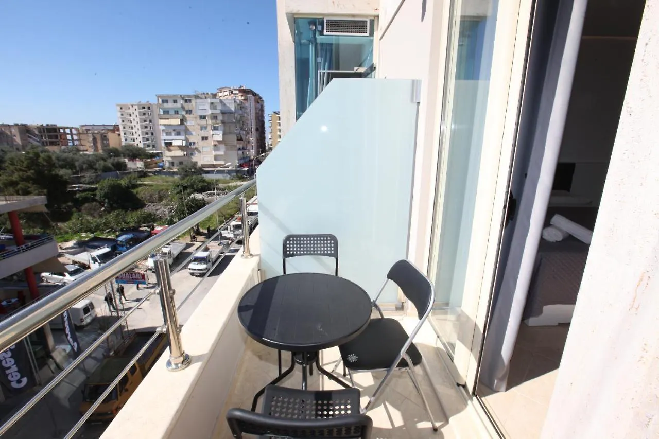 Nika Hotel Saranda 0*,